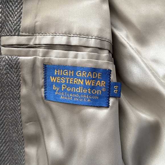 Pendleton Wool Blazer Mens 44 Gray Suede Shoulder Made in USA - Picture 3 of 10